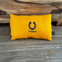 Lade das Bild in den Galerie-Viewer, Kuschelkissen - individually