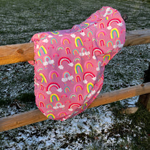 Lade das Bild in den Galerie-Viewer, Sattelschoner Softshell - Regenbogen