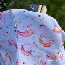 Lade das Bild in den Galerie-Viewer, Sattelschoner Softshell - Einhörner